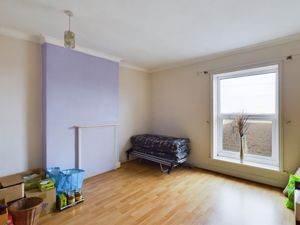 Bedroom- click for photo gallery